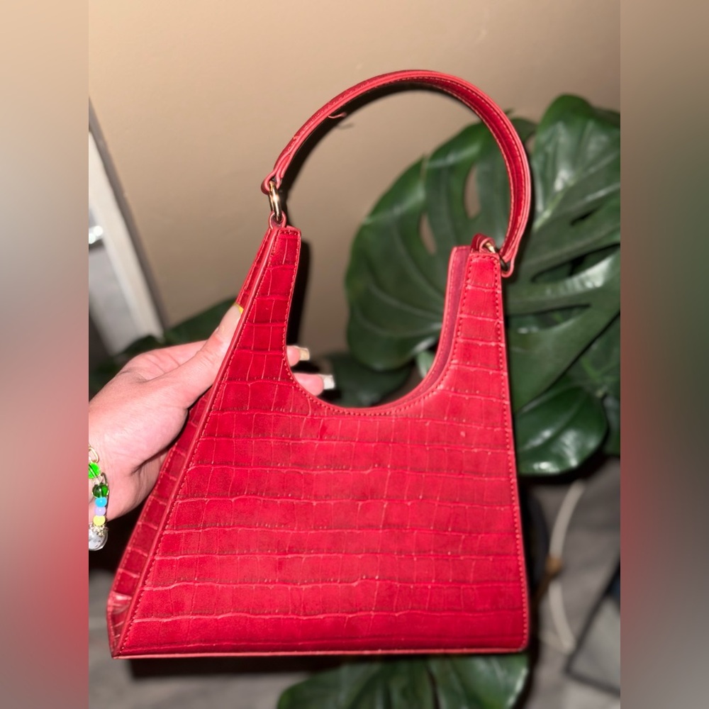 Elegant Red Croc-Embossed Handbag